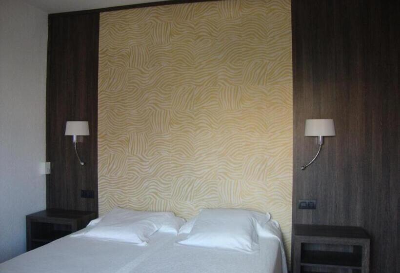 Номер Стандарт Вид на Горы, Grifeu