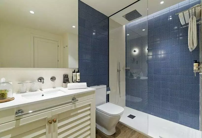 اتاق لوکس با چشمانداز دریا, H10 Imperial Tarraco 4* Sup