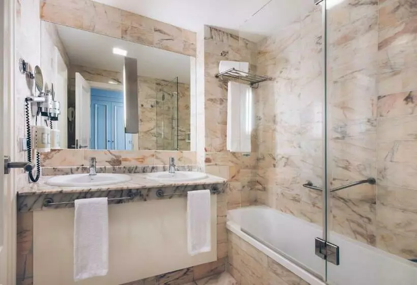 اتاق لوکس با چشمانداز باغ, Iberostar Heritage Grand Mencey