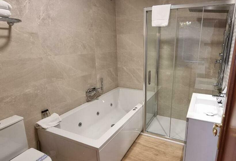 اتاق خانوادگی, Infanta Isabel By Recordis Hotels