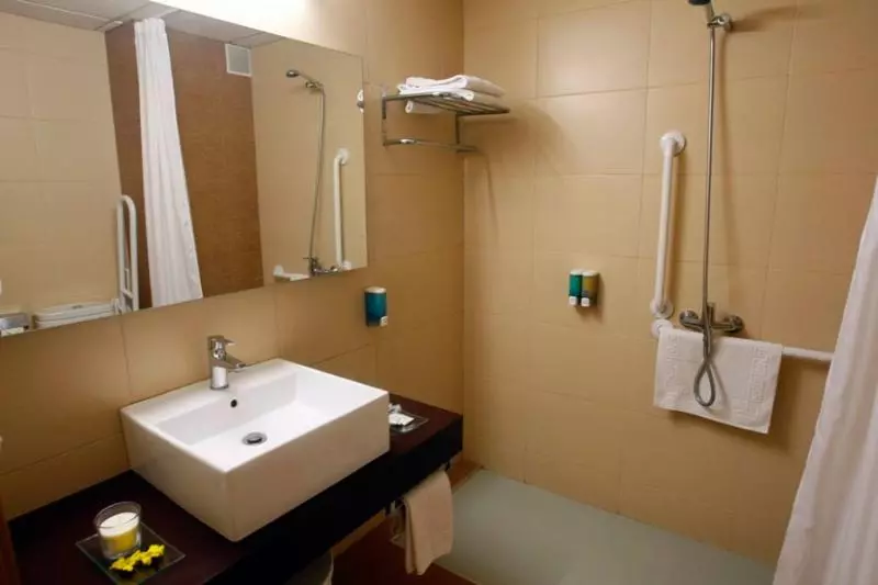 اتاق استاندارد, La Rápita