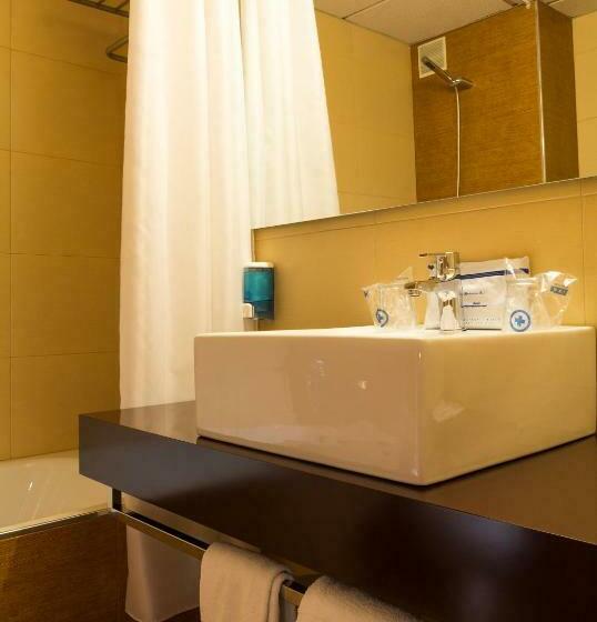 标准间, La Rápita