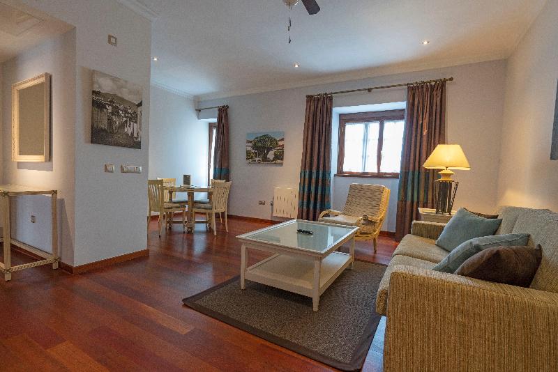 סוויטת ג'וניור, Laguna Nivaria Hotel & Spa