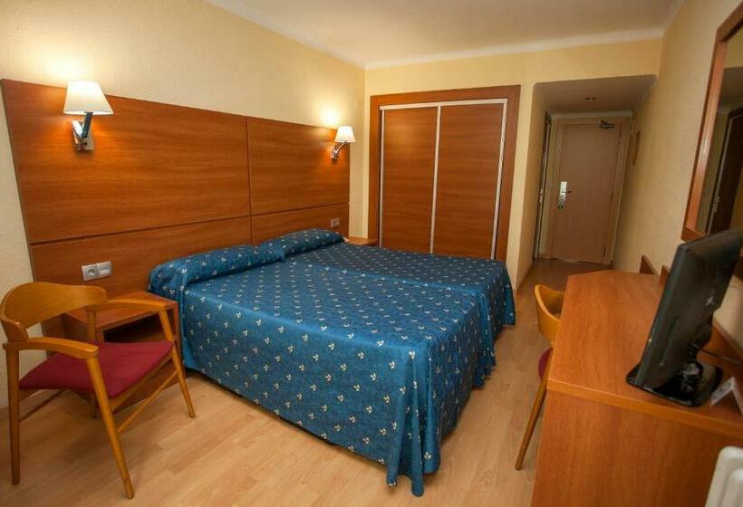 غرفة قياسية, Maria Del Mar