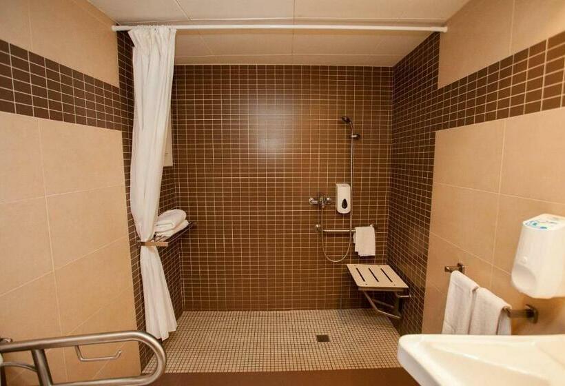 غرفة قياسية, Maria Del Mar