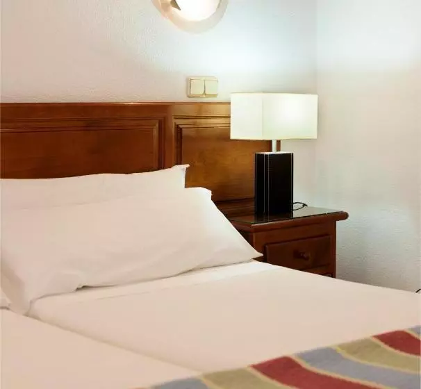 Chambre Standard, Martin