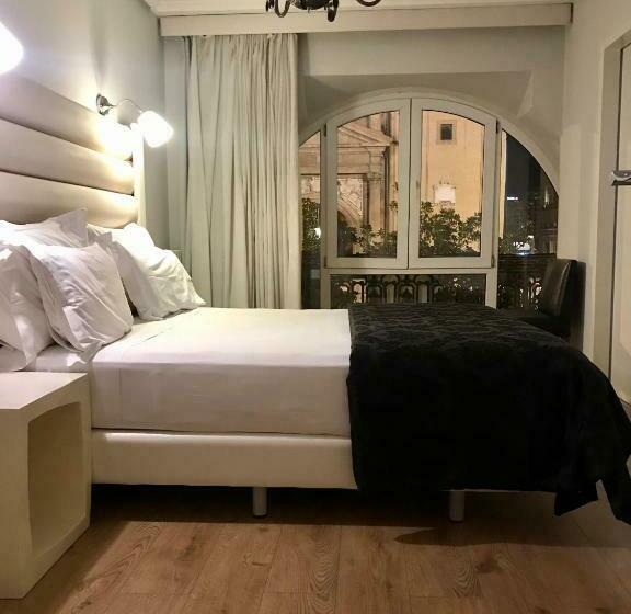 带观景的标准间, Pilar Plaza