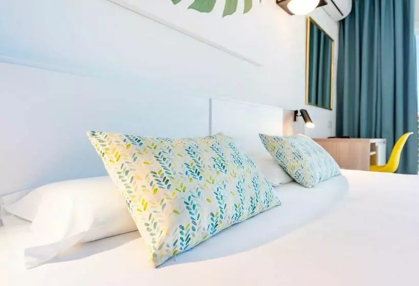 Superior Zimmer Poolblick, Thb San Fermin