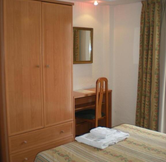 חדר סטנדרט, New Sanz