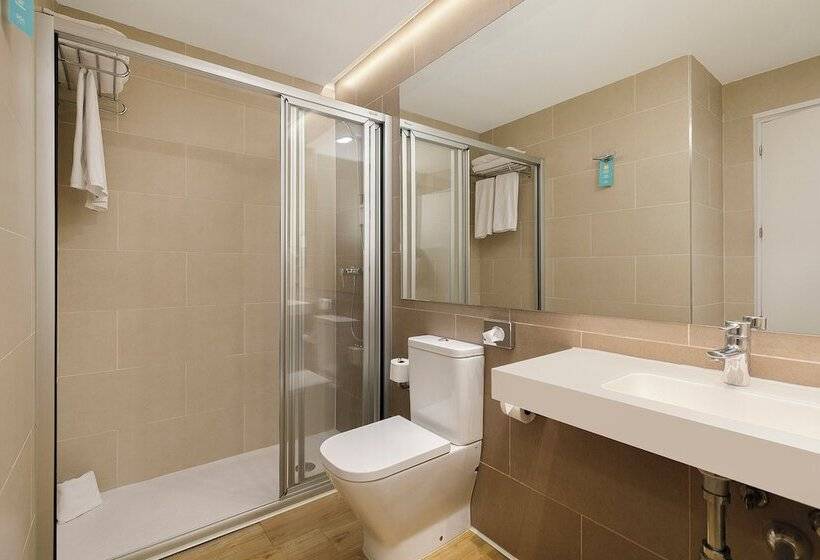 חדר משפחתי, Sol Torremolinos Don Pedro