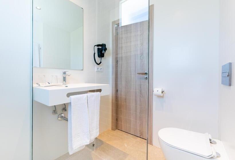 غرفة قياسية, Thb San Fermin