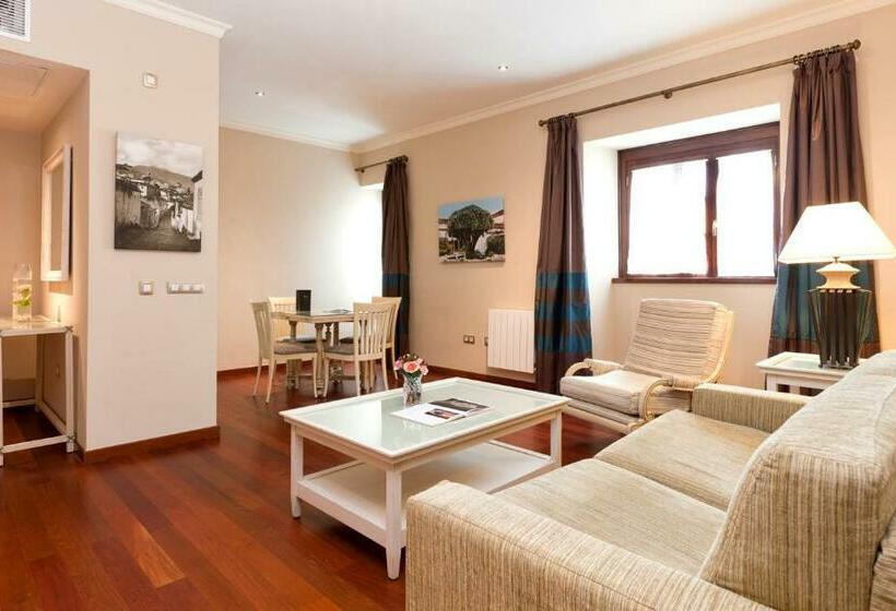 סוויטת ג'וניור, Laguna Nivaria Hotel & Spa