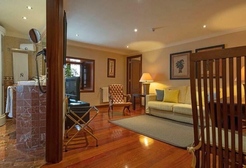 סוויטת ג'וניור, Laguna Nivaria Hotel & Spa