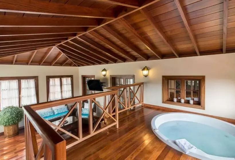 سوئیت با وان آب گرم, Laguna Nivaria Hotel & Spa