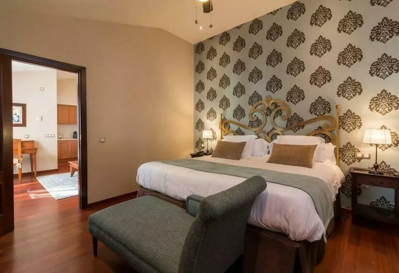 سوئیت با وان آب گرم, Laguna Nivaria Hotel & Spa