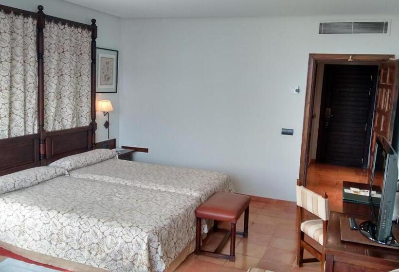 Номер Стандарт, Parador De Sos Del Rey Catolico