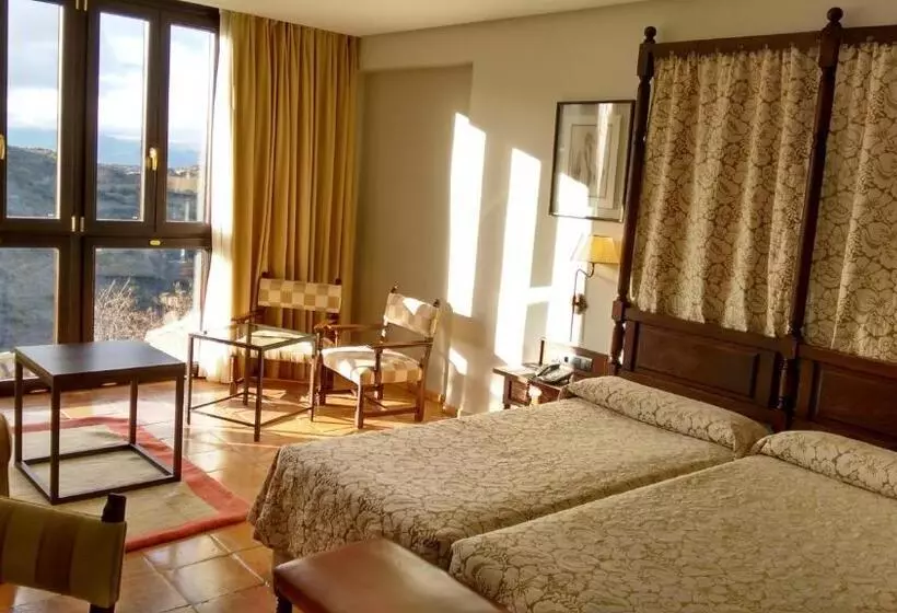 اتاق سوپریور, Parador De Sos Del Rey Catolico