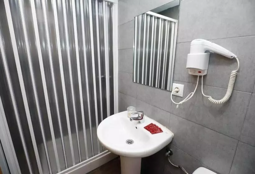 اتاق استاندارد, Hostal Conde David