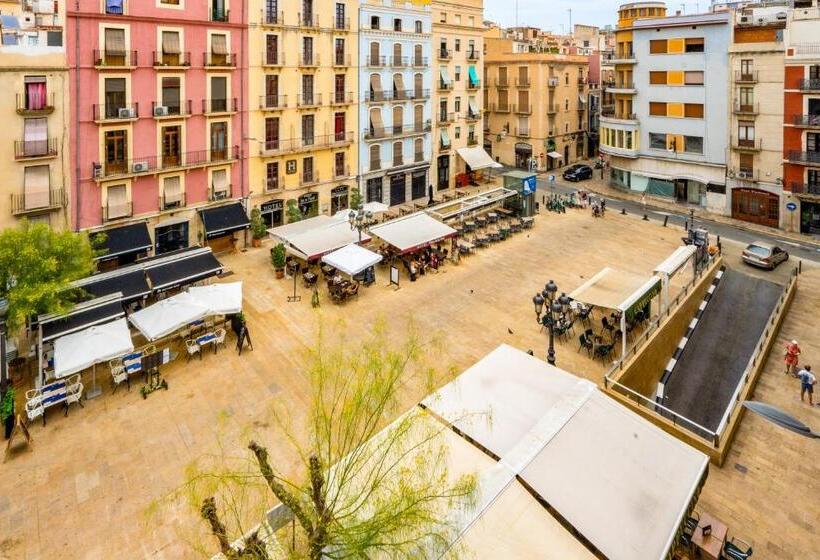 اتاق استاندارد با بالکن, Forum Tarragona