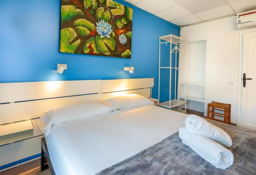 اتاق استاندارد با بالکن, Forum Tarragona