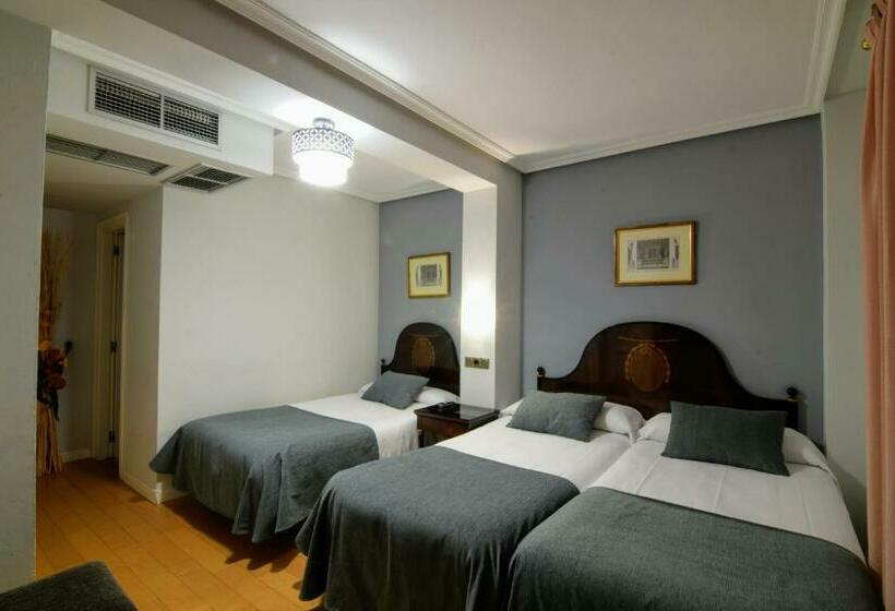 חדר סטנדרט לשלושה, Hospedium Plaza Mayor Salamanca