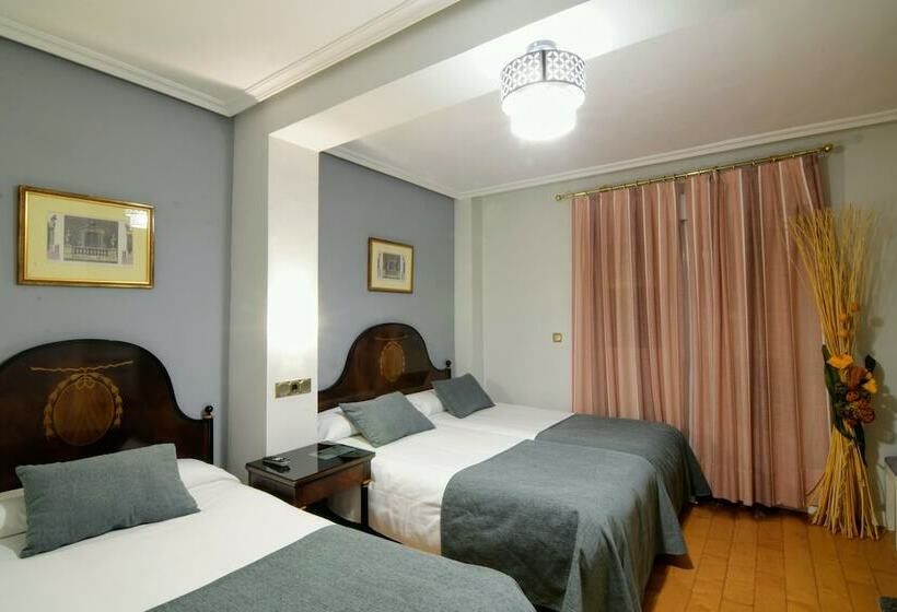 חדר סטנדרט לשלושה, Hospedium Plaza Mayor Salamanca