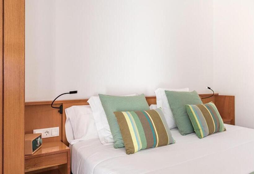 חדר סטנדרט, Almadraba Park