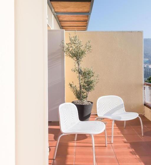 סוויטה, Almadraba Park