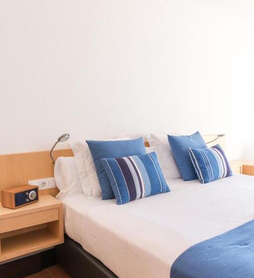 חדר משפחתי, Almadraba Park