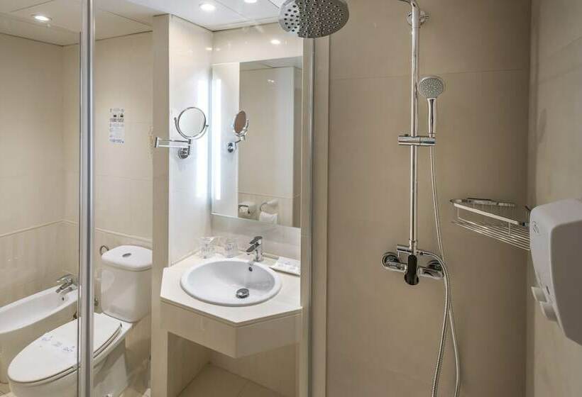 Habitación Estándar Vista Piscina, Ght Oasis Tossa & Spa