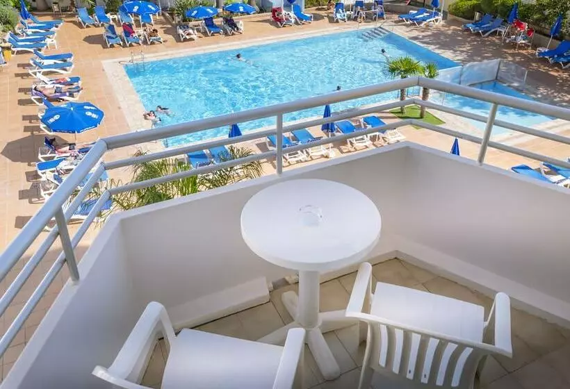 اتاق استاندارد با چشم‌انداز استخر, Ght Oasis Tossa & Spa