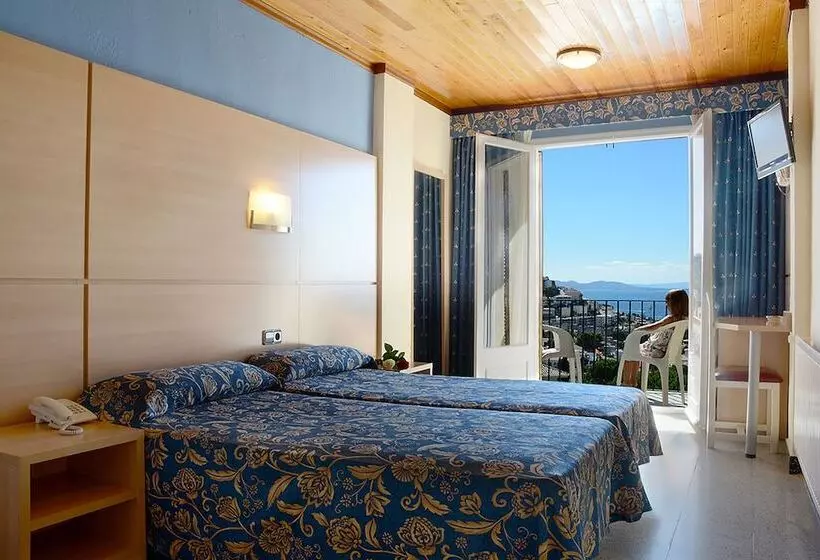 Habitación Estándar, Grecs