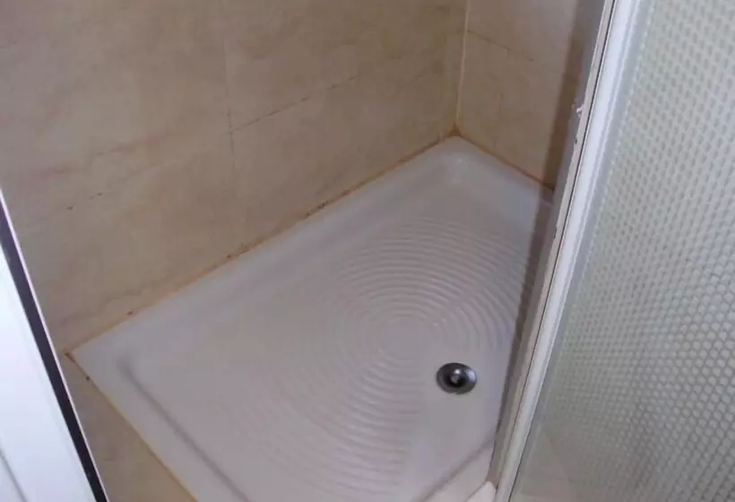 スタンダードルーム, Hostal Cataluña