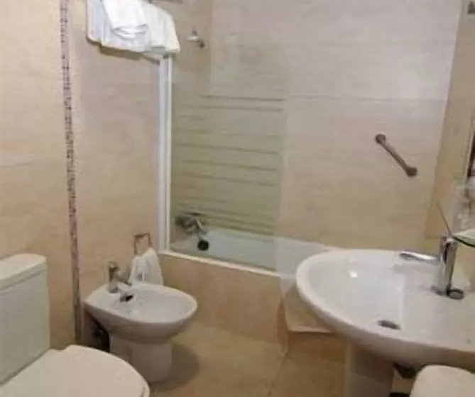 スタンダードルーム, Hostal Cataluña