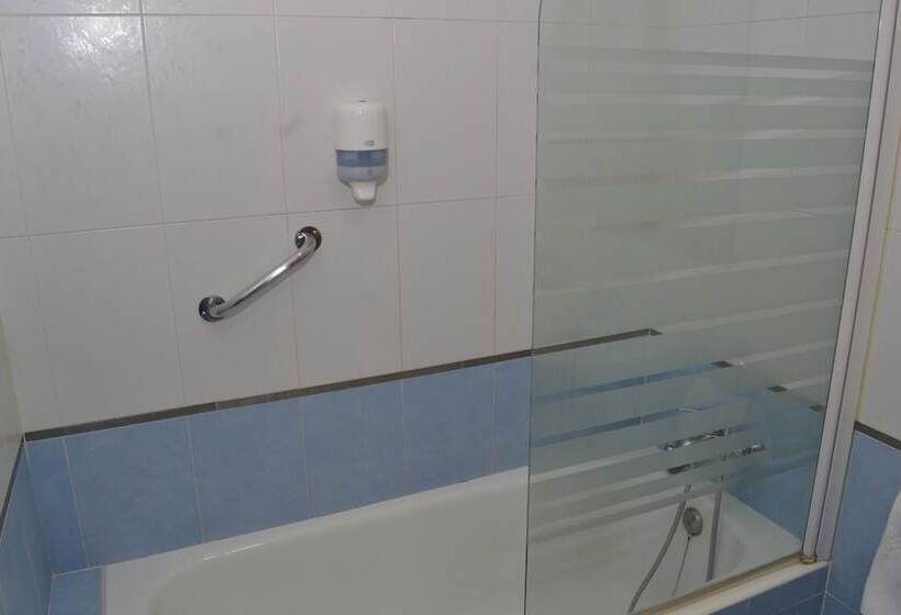 Номер Стандарт Индивидуальный, Hostal Cataluña