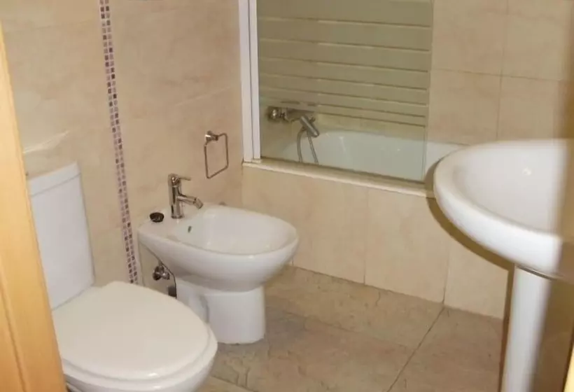 スタンダード４人部屋, Hostal Cataluña