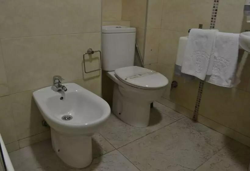 スタンダード４人部屋, Hostal Cataluña
