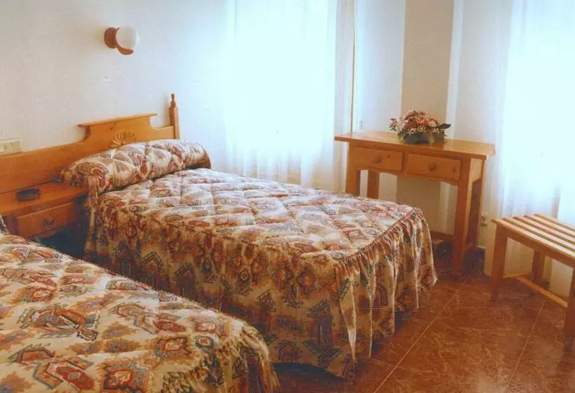 اتاق استاندارد, Hostal Cuatro Esquinas