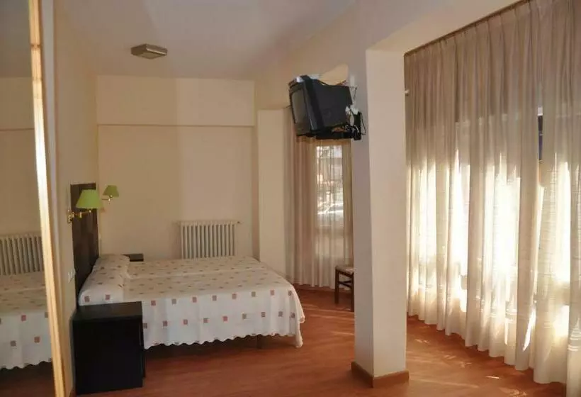 اتاق استاندارد, Hostal Ruiz