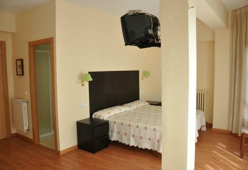 اتاق استاندارد, Hostal Ruiz
