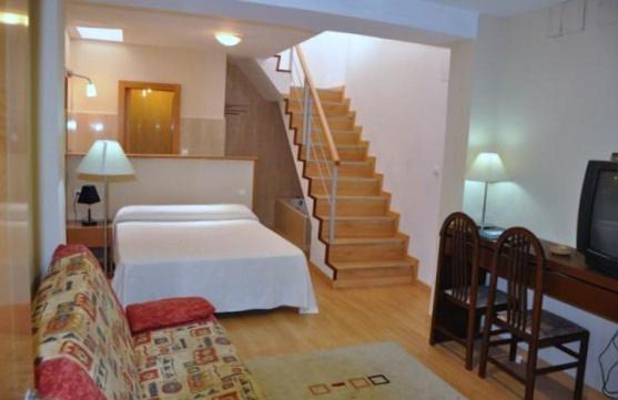 سوئیت کلاسیک, Hostal Ruiz