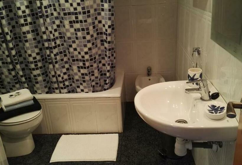 חדר סטנדרט יחיד, Pension Iruna