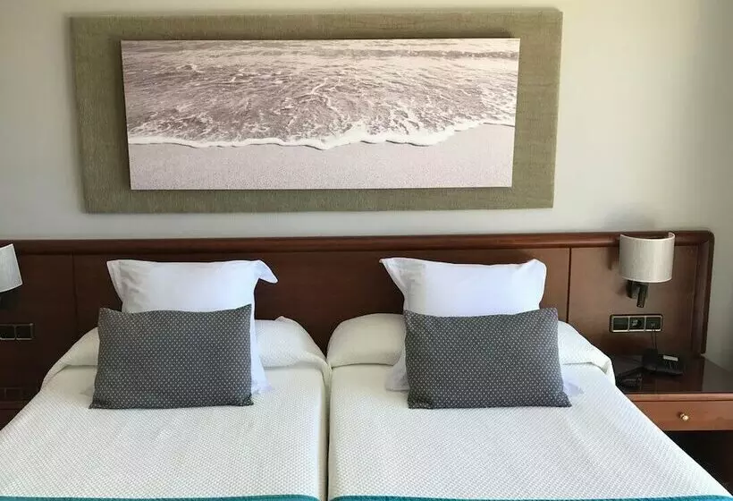 Chambre Triple Standard, Miramar