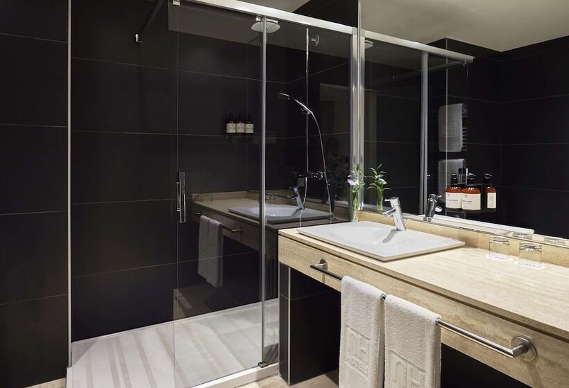 Habitación Estándar, NH Madrid Nacional