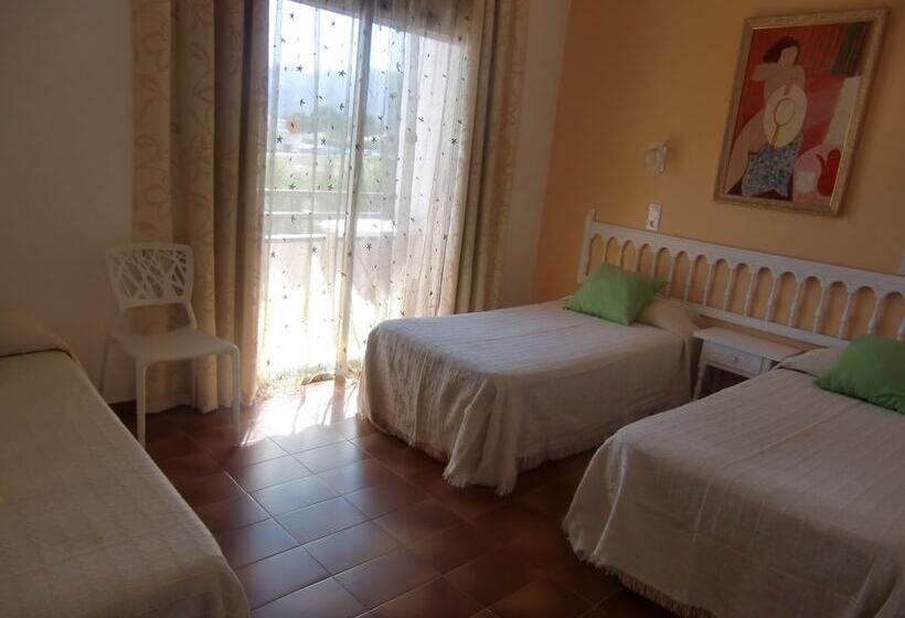 标准三人间, Plaza Miami   Sólo Adultos