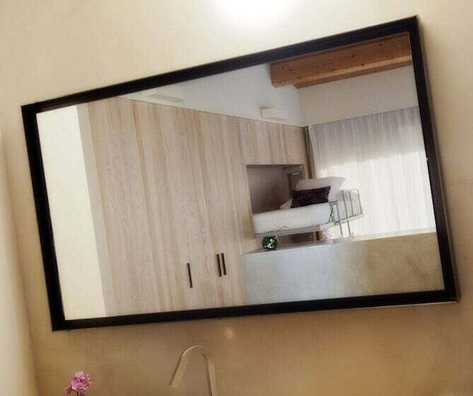 高级三人间, El Molí