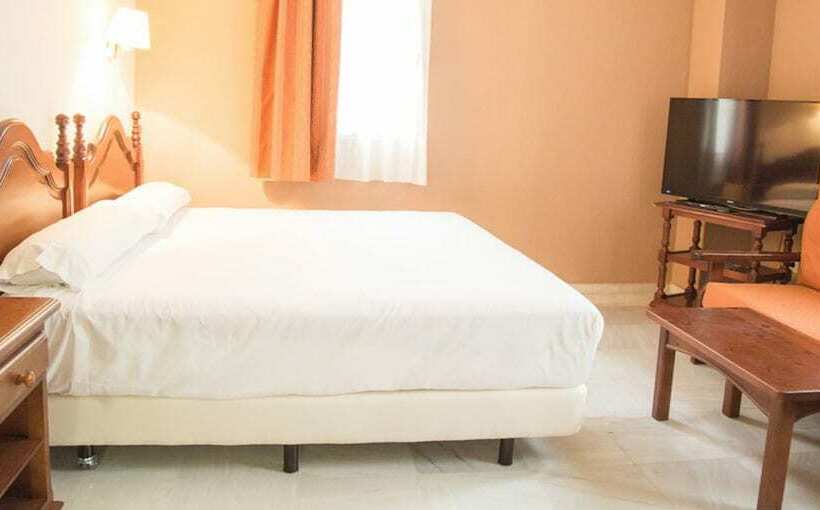 اتاق استاندارد یک نفره, San Pablo Sevilla