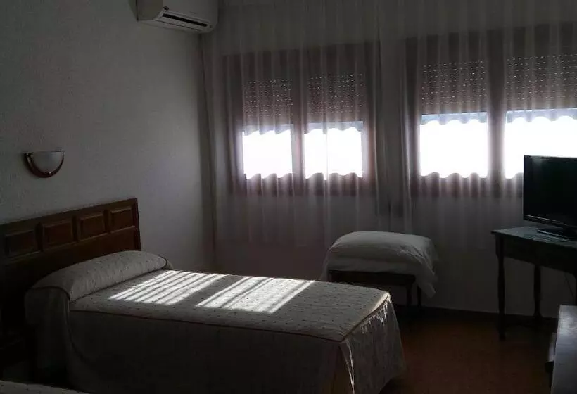 Habitació Triple Estàndard, Motel Sol Ii