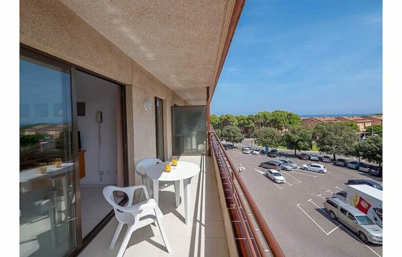 استوديو إقتصادى, Aparthotel Golf Beach