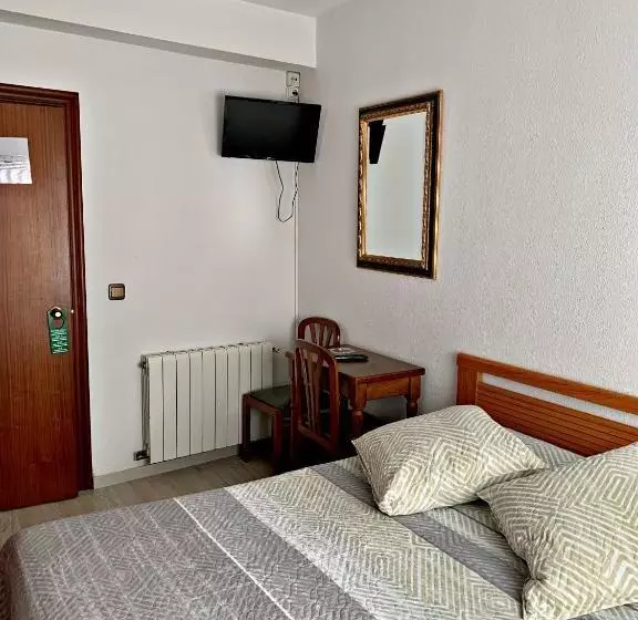 Camera Standard, Hostal Gabino
